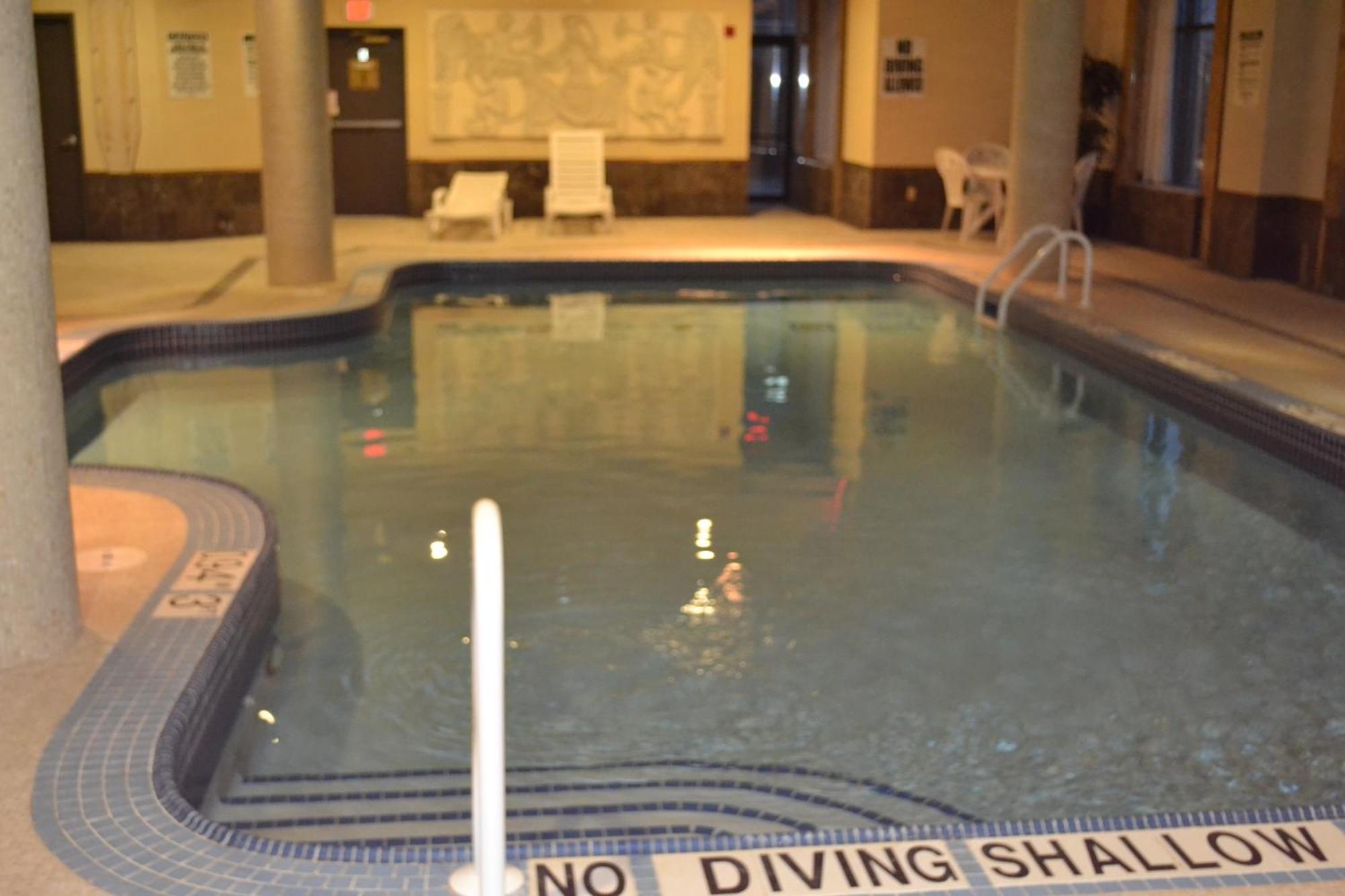 Radisson Toronto Airport West
