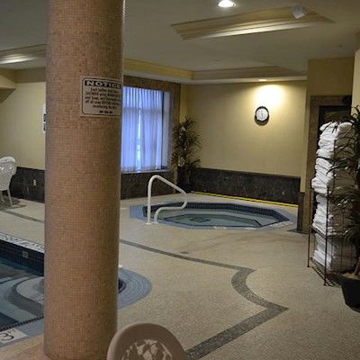 Radisson Toronto Airport West 4*
