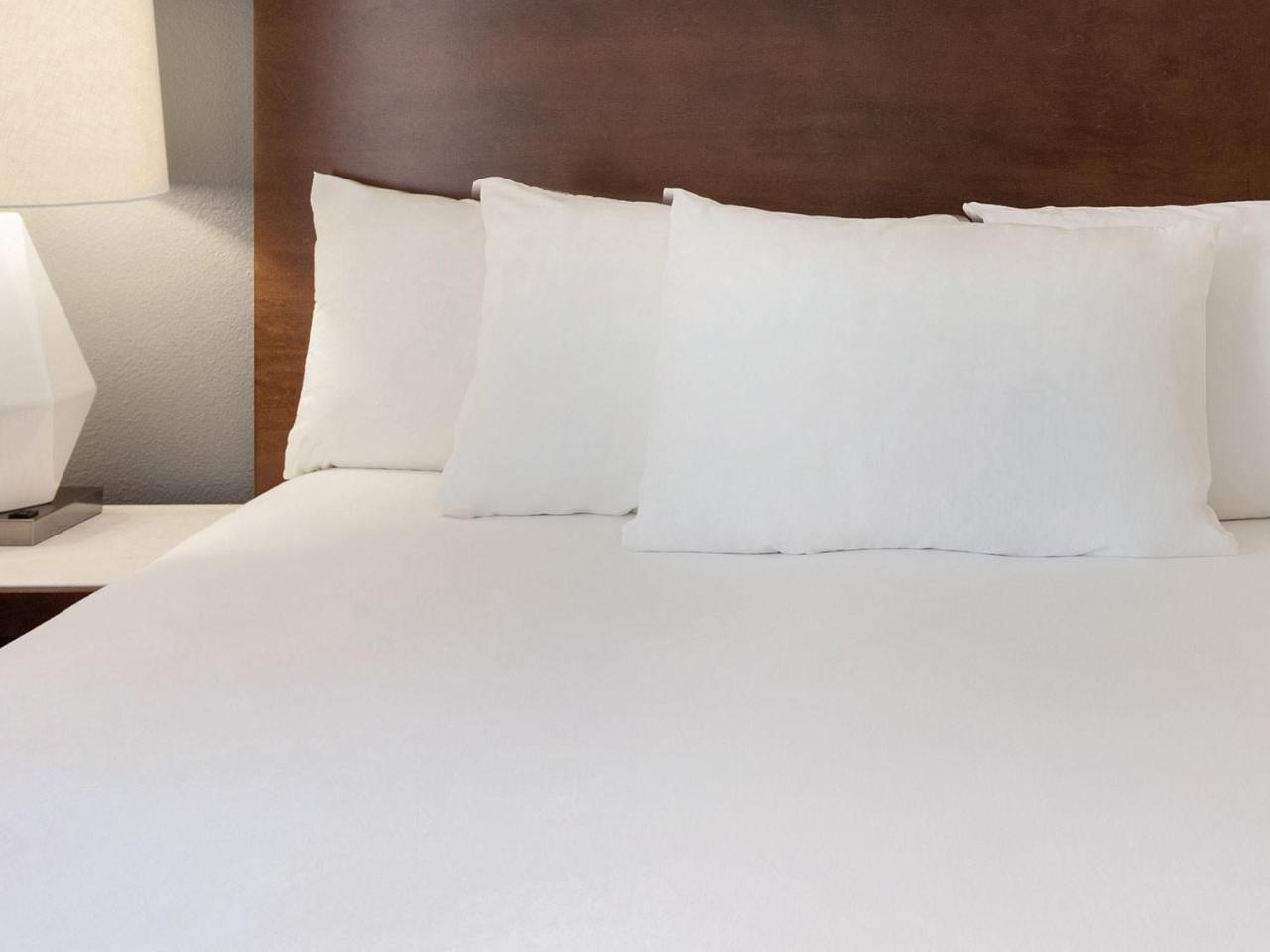 Radisson Toronto Airport West 4* Mississauga